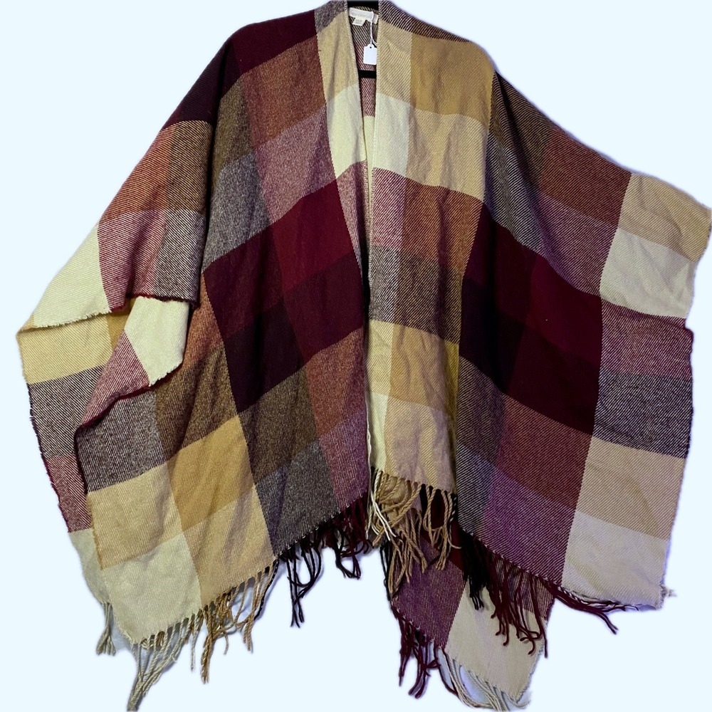 Francescas Plaid Poncho Women OS Burgundy Tan Fringe Open Front Wrap